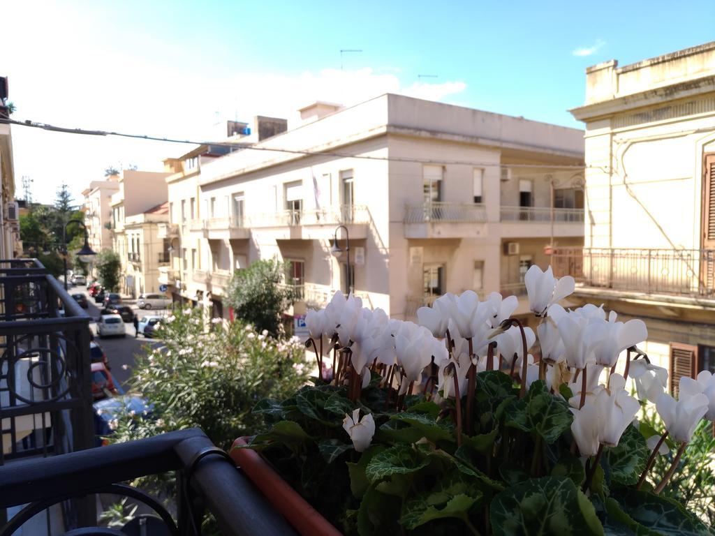 Domus Nova Hotel Reggio di Calabria Buitenkant foto